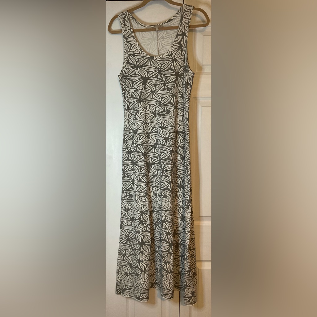 Joan Vass Grey White Maxi Dress Size Medium